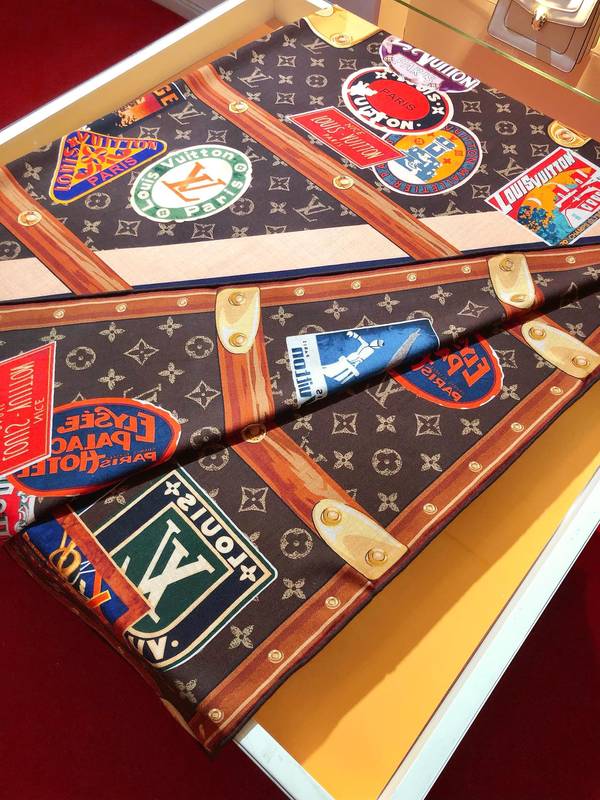 Louis Vuitton Scarf LVC00570 Louis Vuitton Scarf LVC00570